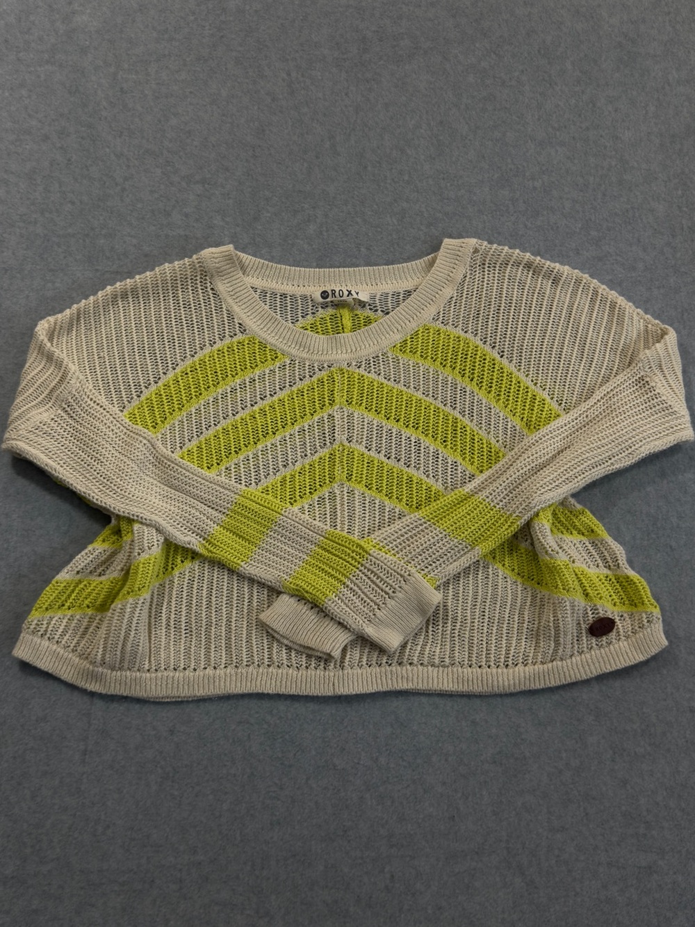 Vintage Y2K ROXY Beige & Yellow Chevron Knit Pullover Sweater Size S